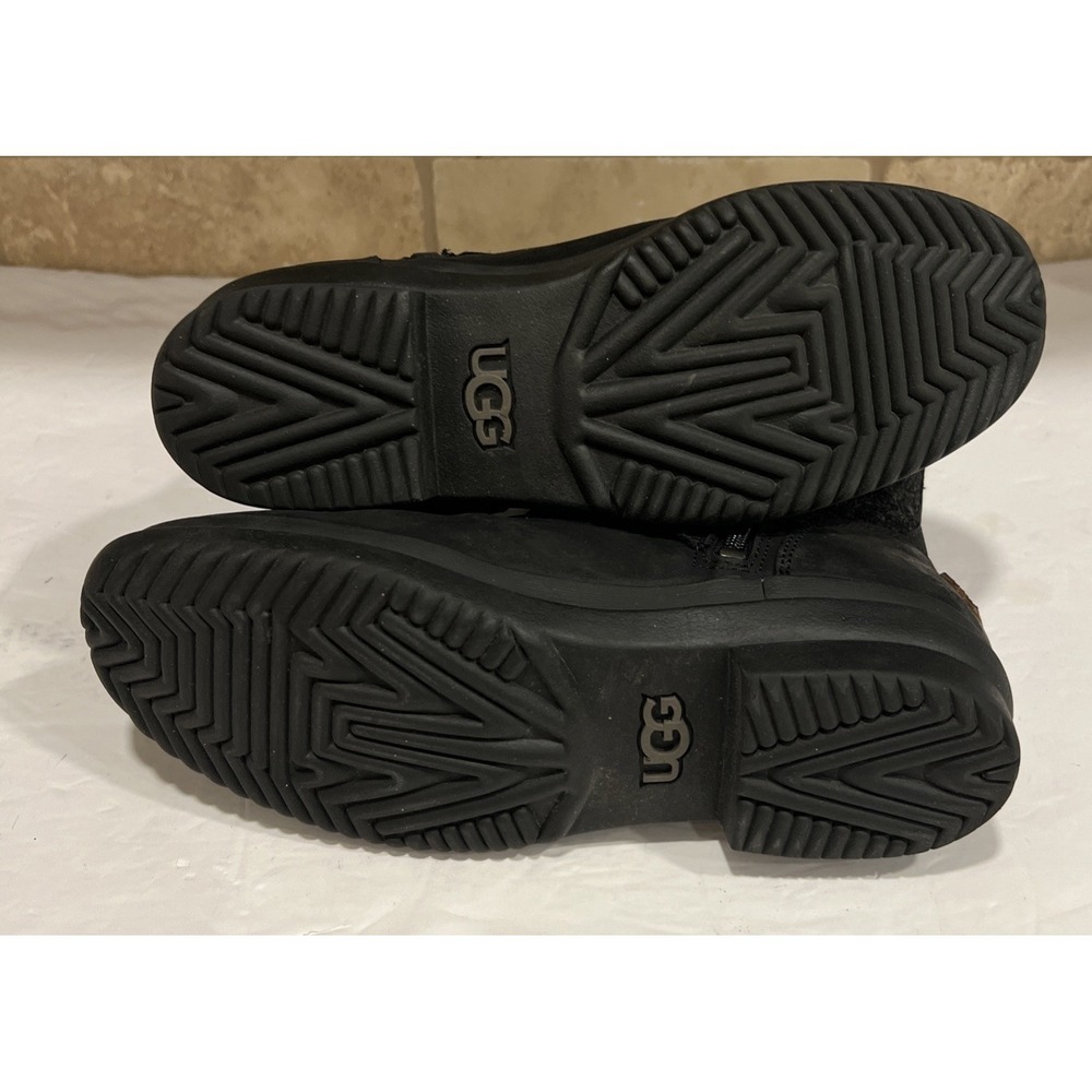 UGG Australia Robbie 1017377 Black Women's Zip Waterproof Boot Size 7.5‎ - Picture 7 of 9